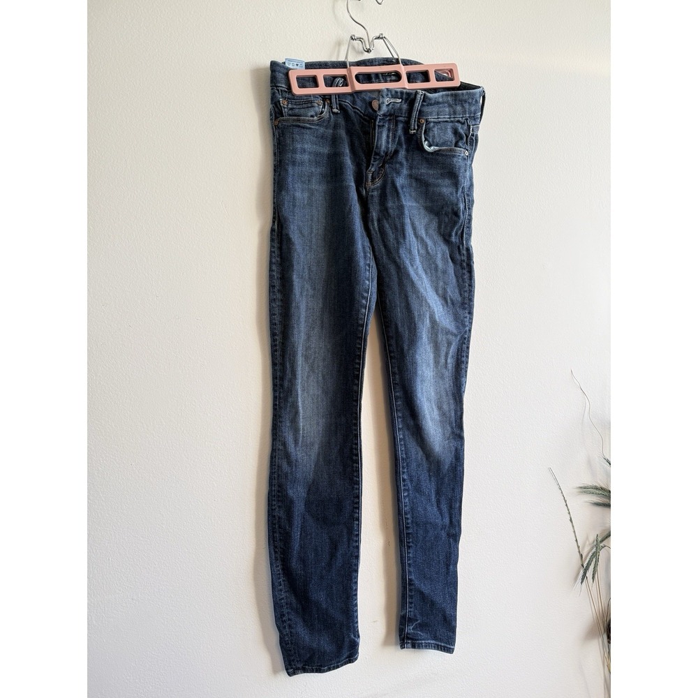 MOTHER The Looker Classic Medium Kitty Mid Wash Low Rise Skinny Jeans
